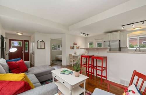 Martinez Park House | Charming Sherwood Cottage Near Old Town & Poudre River