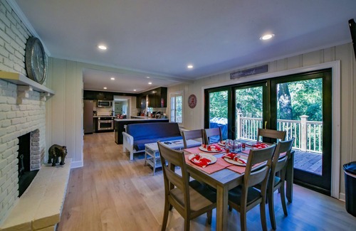 Tuscaloosa House | Enjoy Sherwood House: Steps from Stadium & Pet Friendly!