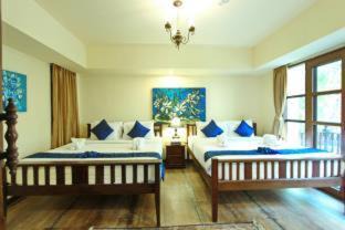 Wat Ket Hotel | Discover Shewe Wana Suite Resort with Pool and Hot Tub
