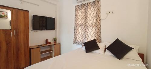 Perungalathur House | SHI's Agam Bed & Breakfast at Chennai