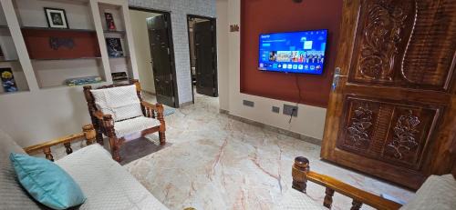 Coimbatore Villa | Comfortable 2BHK AC Homestay with Breakfast for Families
