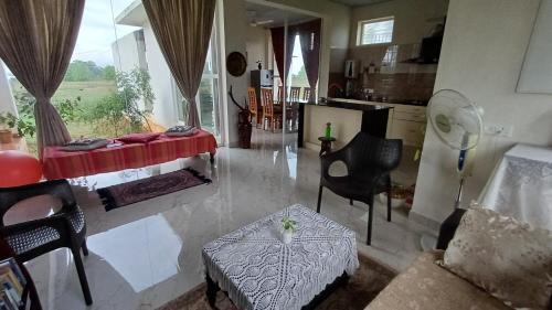Pollachi Villa | Charming Glass House in Pollachi - Ideal for Families