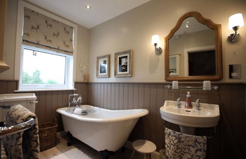 Dunkeld Bed & Breakfast | Oceanfront Haven: Shian Cottage B&B with 9.8 Guest Rating