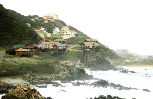 Eersterivierstrand House | Oceanfront Shick-Shack: Family-Friendly with 8.7 Review Score
