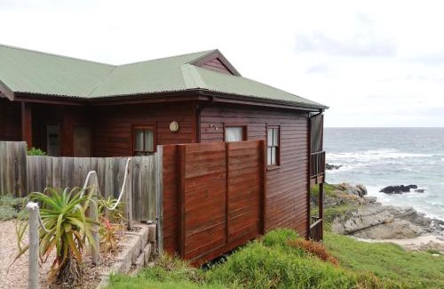 Eersterivierstrand House | Oceanfront Shick-Shack: Family-Friendly with 8.7 Review Score