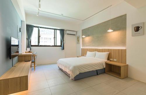 Magong House | Discover Shijo Inn: Family-Friendly Escape with Kitchen