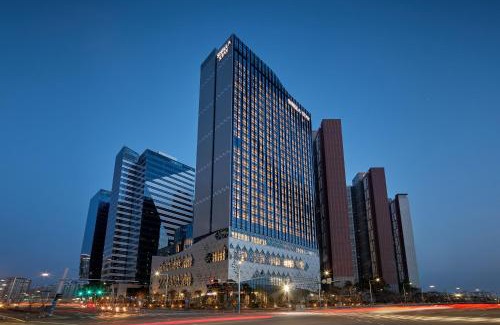 Gangseo District Hotel | Accessible Comfort at Shilla Stay Seobusan Gimhae Airport