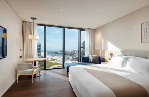 Downtown Hotel | Relaxing Retreat at Shilla Stay Plus Ihotewoo Ocean Front