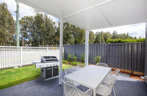 Culburra Beach House | Pet-Friendly Shiloh Shores with Fire Pit - 5 Mins to Beach