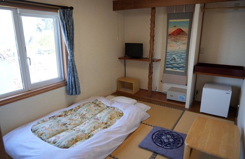 Rishirifuji-cho House | Cozy Shimano Yado Kamuirishiri: Family-Friendly Stay
