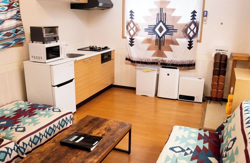 Fujikawaguchiko Cabin | Discover Shimizu Kuniaki’s Paradise: Eco-Friendly Retreat