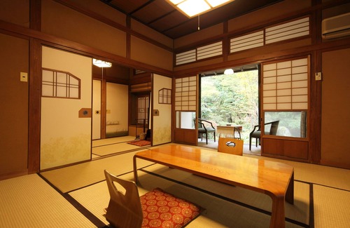 Yufu House | Eco-Friendly Shimizu Ryokan: Guest Rated 9.6 with Hot Tub