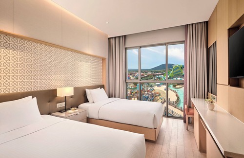 Andeok Hotel | Discover Shinhwa Jeju Hotel & Resorts: 4-Star Getaway