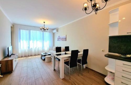 G.K. Bratya Miladinovi Apartment | Bright Apartment in Burgas - Ideal for Families