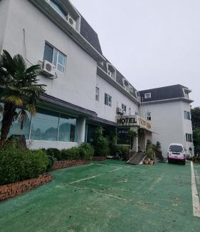 Gujwa Hotel | Shiny Hotel