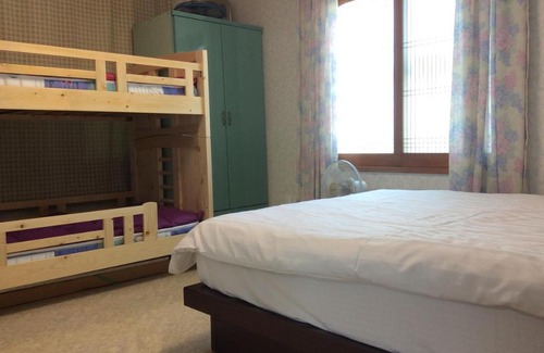 Seongsan House | Oceanfront Bliss at Shinyang Beach Pension - Rated 10/10