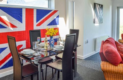 Bacton House | Experience Ship Ahoy: Pet-Friendly Retreat with 9.8 Rating