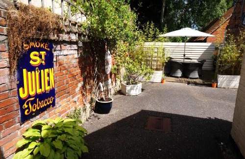 Clare House | Discover Ship Stores Guest House: 4-Star Rated Retreat