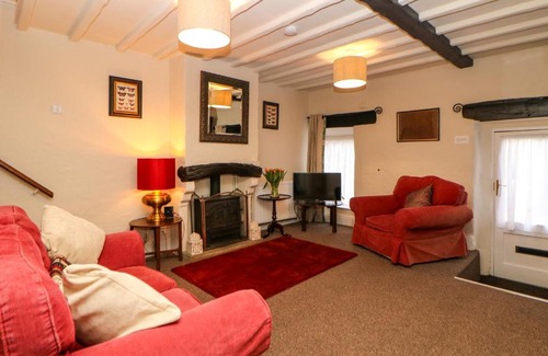 Hope House | Pet-Friendly Retreat at Shippon Cottage - Rated 9.3/10