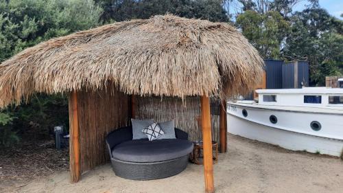 Fingal Bed & Breakfast | Family-Friendly Getaway at Shipwrecked Oasis Awaits You