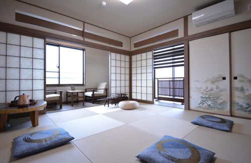 Shirahama Hotel | Discover Comfort at Shirahama no Yado Daigo - 9/10 Rated Stay