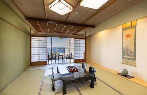 Tsubaki Onsen Hotel | Relaxing Shirahama Onsen Kisyu Hanto with Family Amenities
