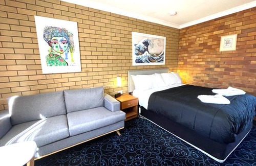 Guyra Hotel | Family-Friendly Shiralee Motel Guyra with 9/10 Guest Rating