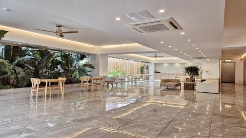 Choryang Hotel | Discover the Shire Hotel Busan Station with Hot Tub Delight