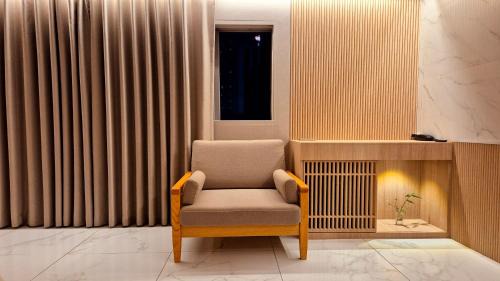 Choryang Hotel | Discover the Shire Hotel Busan Station with Hot Tub Delight