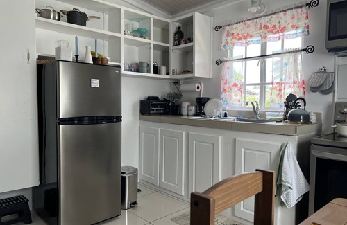 Piarco Cottage | Shirley's Retreat: Mountain View Cottage with Pool & Spa