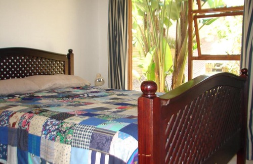 Trawal House | Relax at Shirleys Place: Pool, Hot Tub & Pet Friendly!