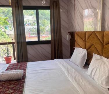 Khattalwada Hotel | Shiv Ganga & Pyass Restaurant