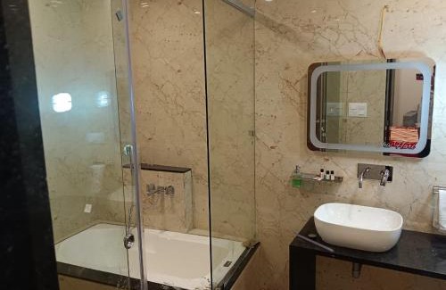 Jodhpur Hotel | Discover Shiv Hari Heritage: A 4-Star Family Retreat