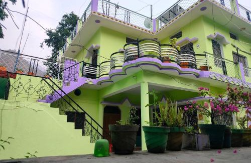 Karnaprayag Hotel | Discover Shiv Shakti Lodge: Family and Pet Friendly Retreat
