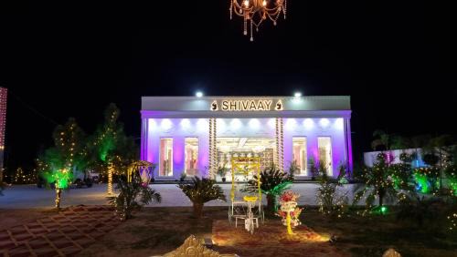 Kannauj Hotel | Discover SHIVAAY GARDEN: Pet-Friendly Retreat with Dining