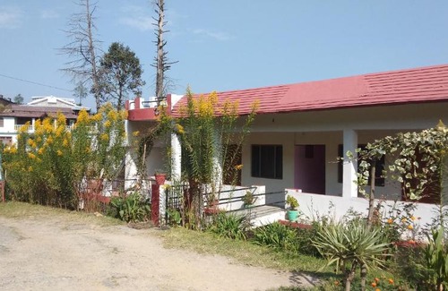 Kausani Hotel | Guest Rated 10/10: Shivam Guest House in Kausani