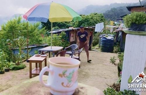 Rishop House | Discover Shivangan Homestay: Pet Friendly & Family Approved