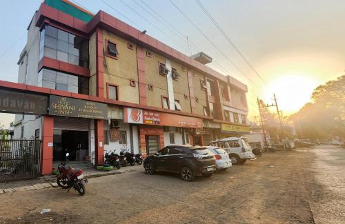 Seoni Hotel | Pet-Friendly Shivani Inn Hotel & Banquet with Breakfast