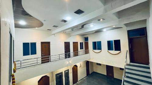 Bhind Hotel | Discover Shivdoot Hotel: Family-Friendly 4-Star Comfort