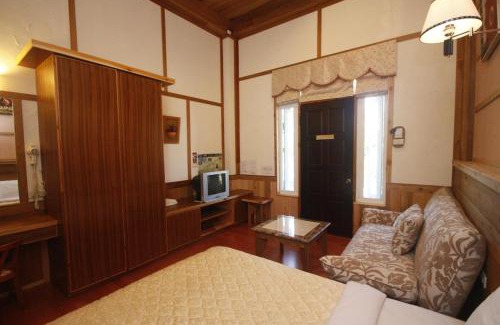 Ren'ai House | Pet-Friendly Retreat at Shiyai Taoyuan with Family Amenities