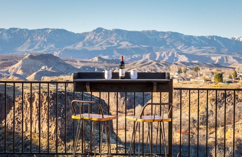 La Verkin Villa | Unforgettable View Stacker #9 at The Dwellings - Pet Friendly
