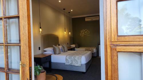 Vryheid Bed & Breakfast | Discover Shonalanga Lodge: Family-Friendly & Accessible Stay