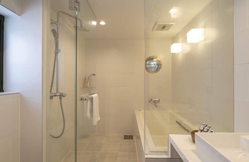 Yokosuka Hotel | Relaxing Stay at Shonan OVA with Pool & Family Amenities
