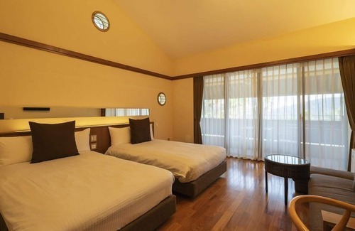 Yokosuka Hotel | Relaxing Stay at Shonan OVA with Pool & Family Amenities