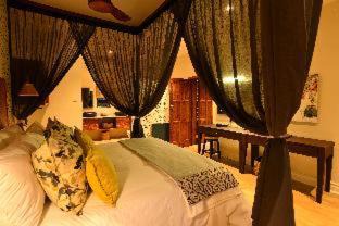 Victoria Falls Cabin | Experience Shongwe Lookout: 4-Star Oceanfront Retreat