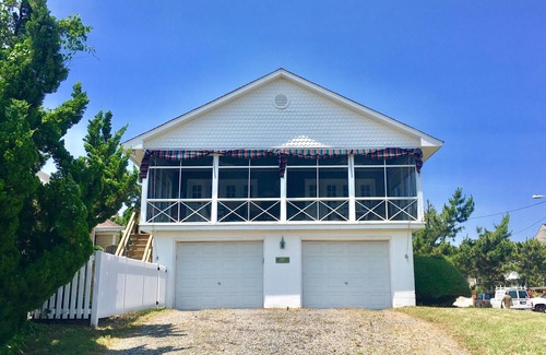 Virginia Beach House | Tranquil Shore Beats Work - Relax with Ocean Breeze Awaits