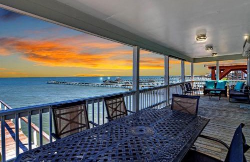 Rockport House | Relax by the Shore at Our Family-Friendly 4-Star Retreat