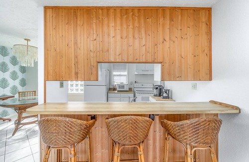 Melbourne Beach Cottage | Oceanfront Shore Break Garage Apartment - Rated 9.8/10!