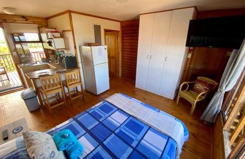 Paradise Beach House | Shore Enuff - Ocean and Garden View