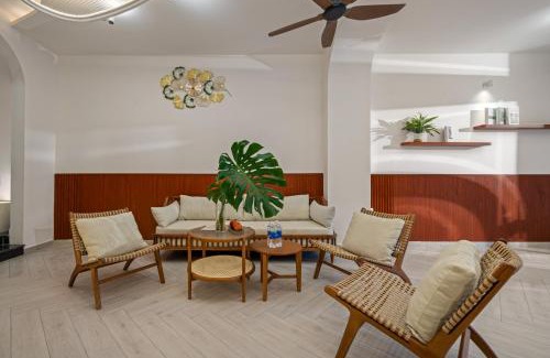 Son Tra Villa | Shore House - Near My Khe Beach & City Centre by The Key